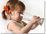 Cat de importanta este apa pentru cei mici?