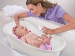 Baia bebelusului – Cum faci baie corect bebelusului tau