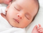 Cum ar trebui sa doarma bebelusul tau?