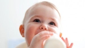 Preparare lapte praf bebe